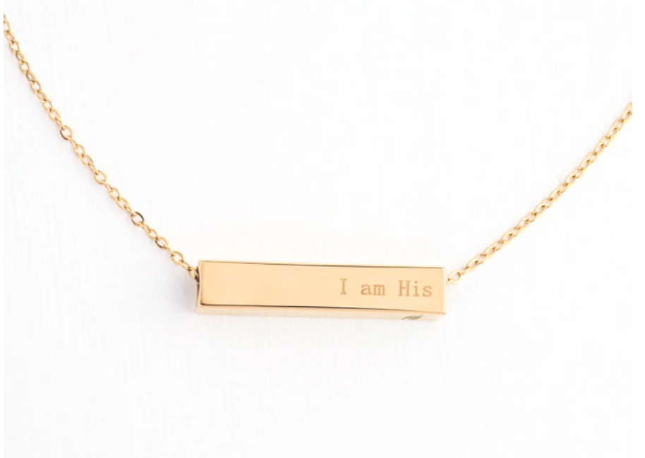 The Chosen Four-Sided Necklace Gold